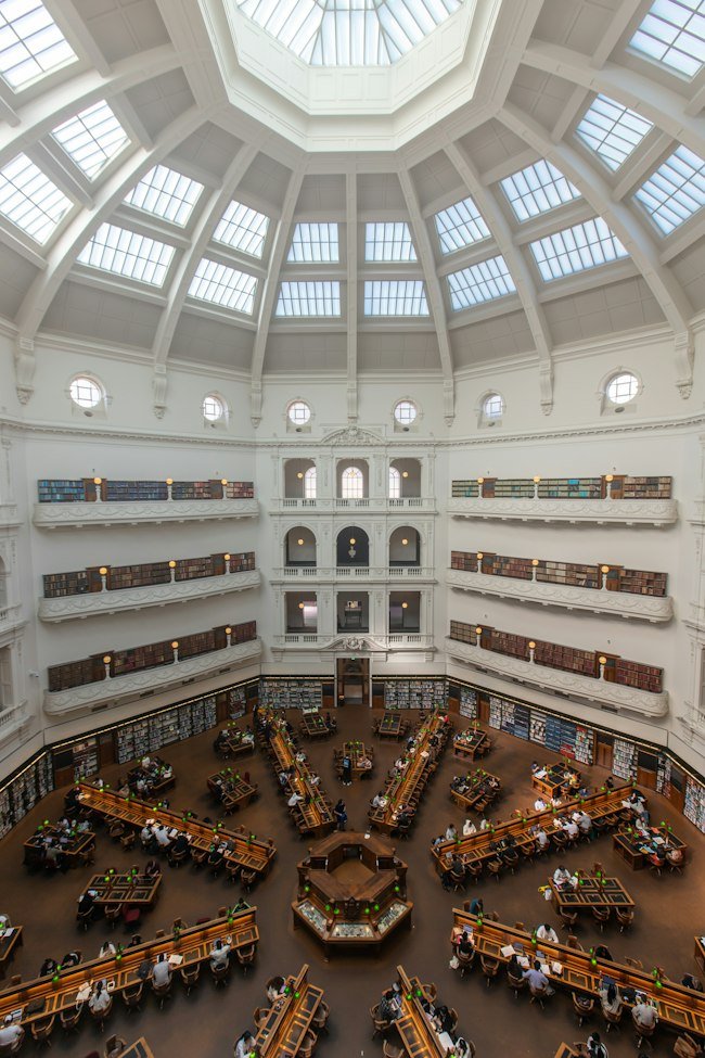 Bibliothèque, photographie d’illustration.